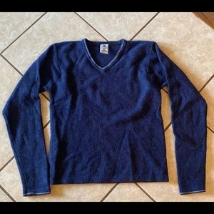 Womens Columbia wool navy blue neck sweater
